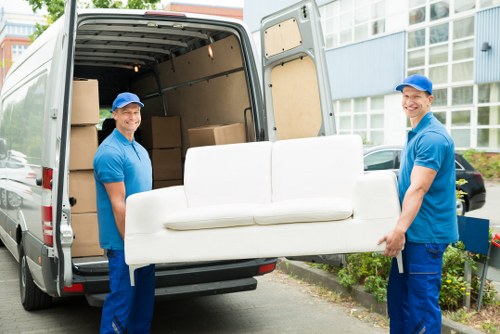 Removals van service for local moves in Crayford