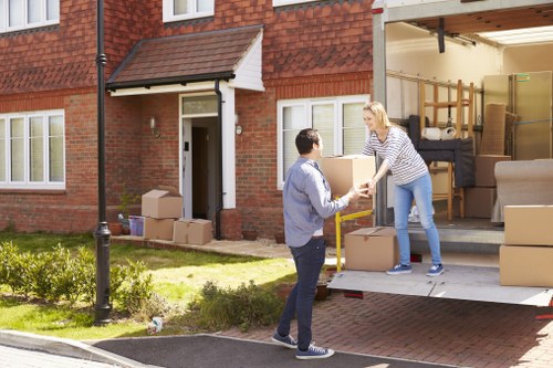 Moving van service for home moves in Crayford