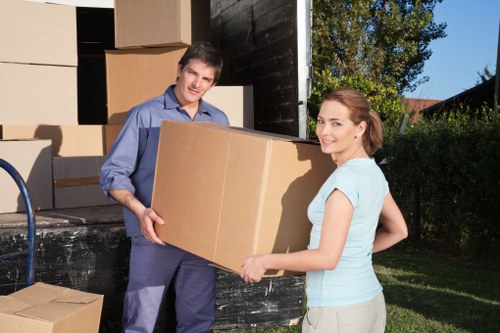 Local removals quote factors and service options for Crayford customers